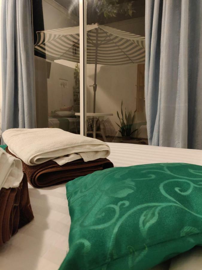 Palm Garden Hotel Thoddoo Buitenkant foto